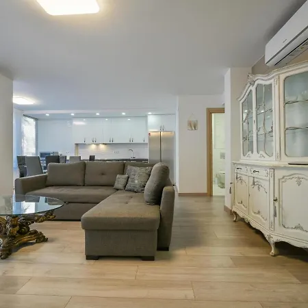 Luxury Apart Parque Loix 3min Walk To Beach 公寓 *
