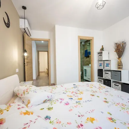Luxury Apart Parque Loix 3min Walk To Beach 公寓